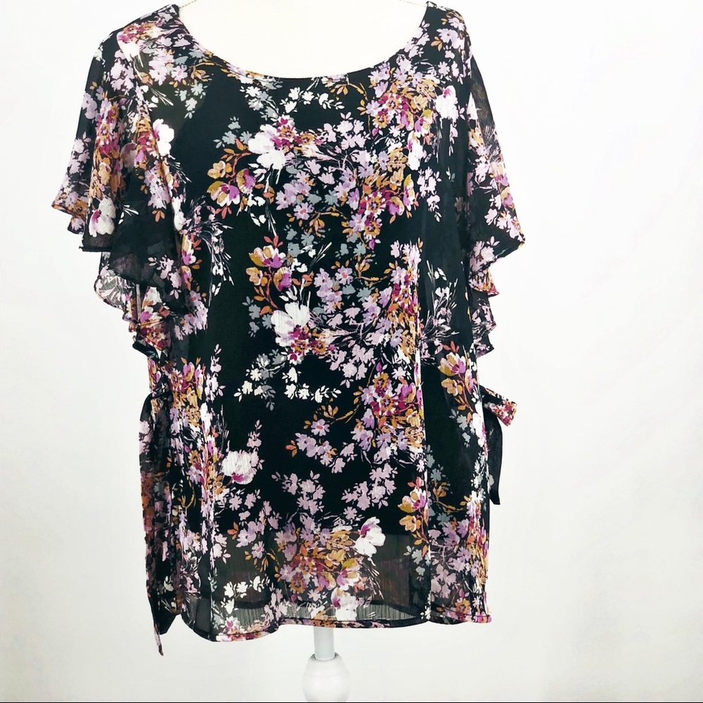 Women’s small black floral short ruffle sleeve .